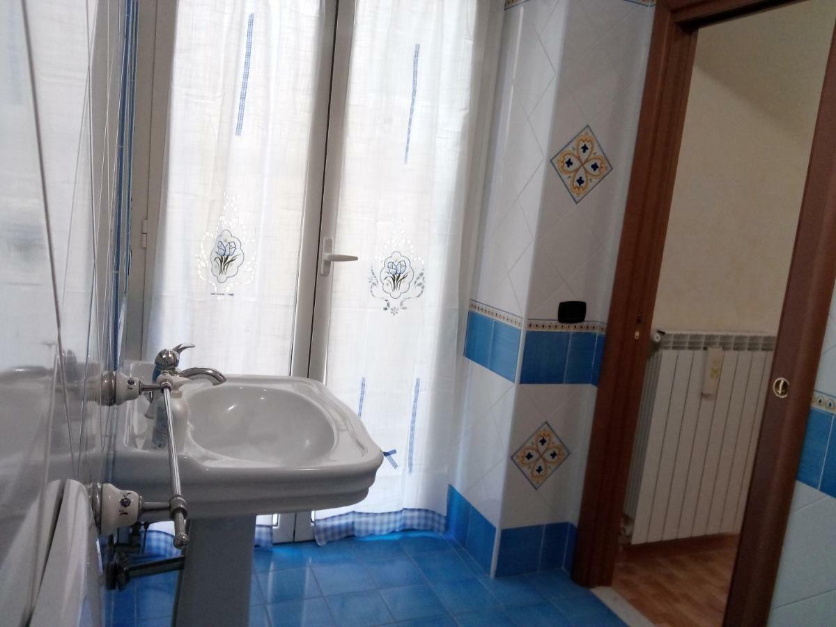 נאפולי B&B Teresella מראה חיצוני תמונה